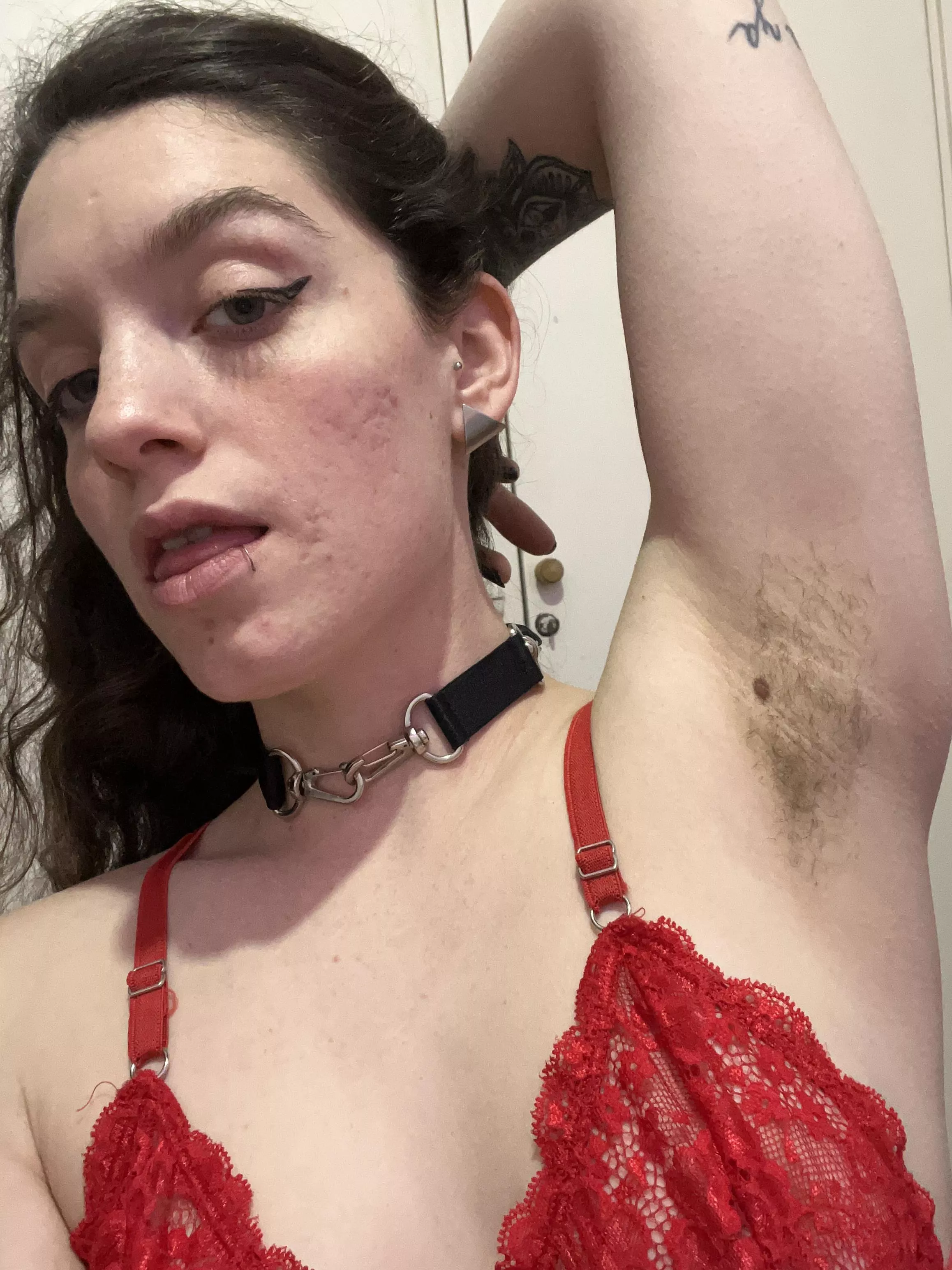 I have something that makes you fall in love posted by Eimor97