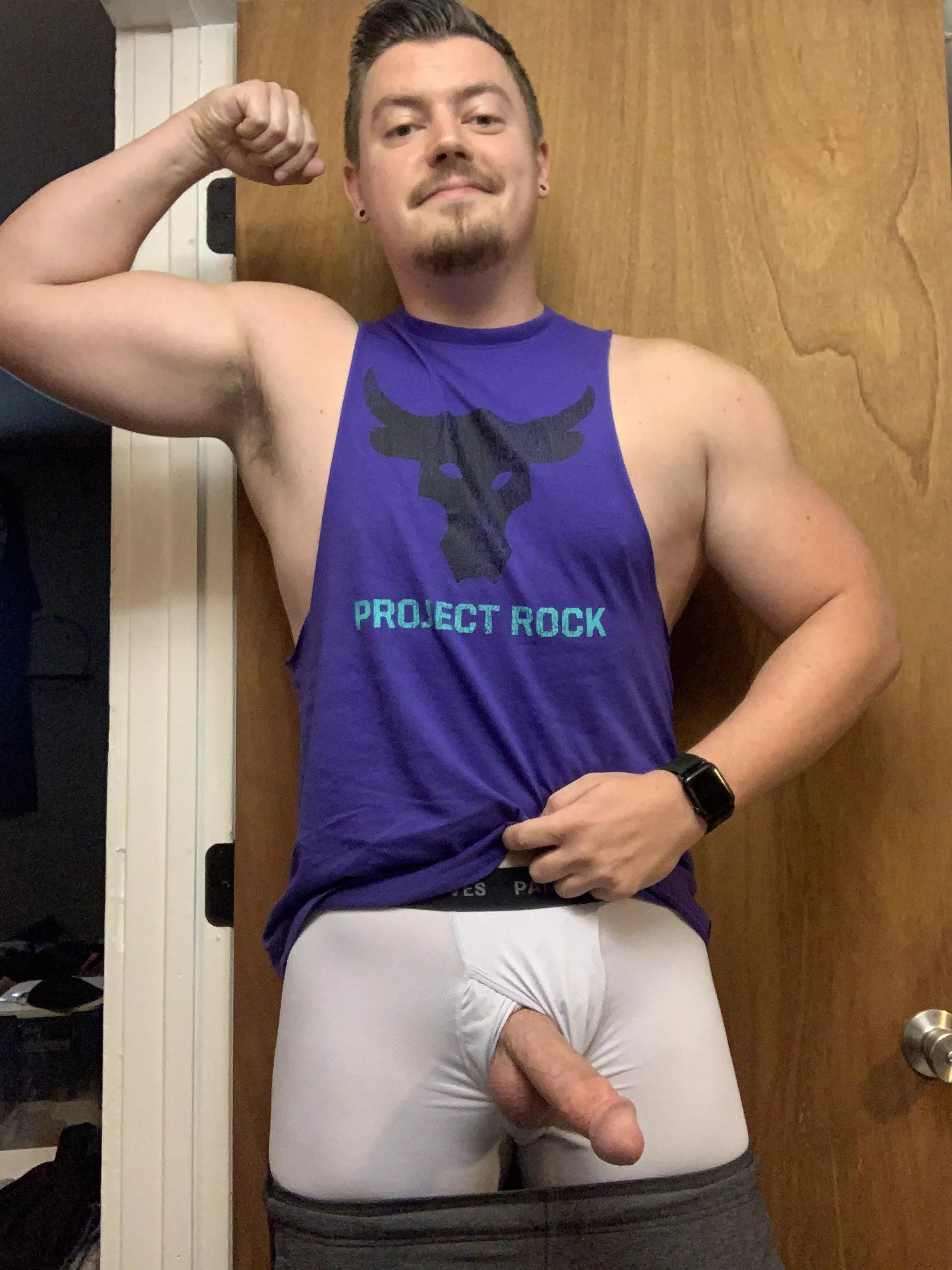 I wonder how many times y’all can make me cum tonight ;) Don’t be shy! posted by CompOrangeMach