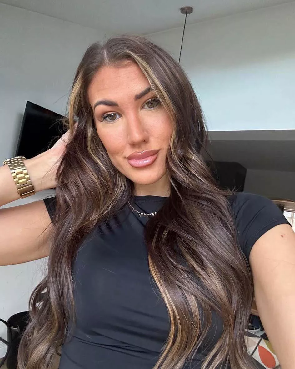 Is this considered classy look? posted by HomeFar1276