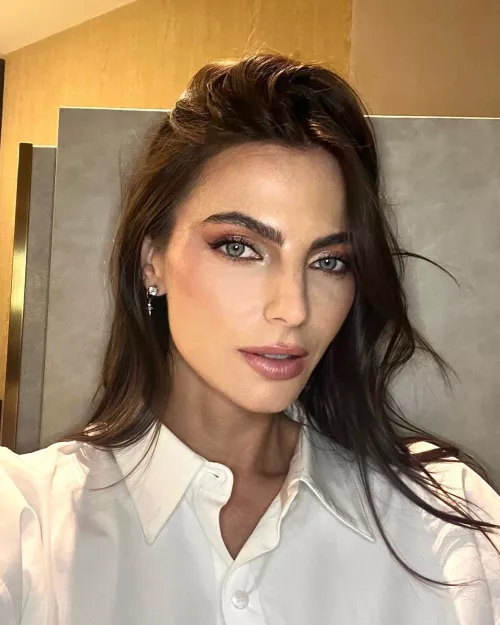 Kelly Piquet by tumblrvogue