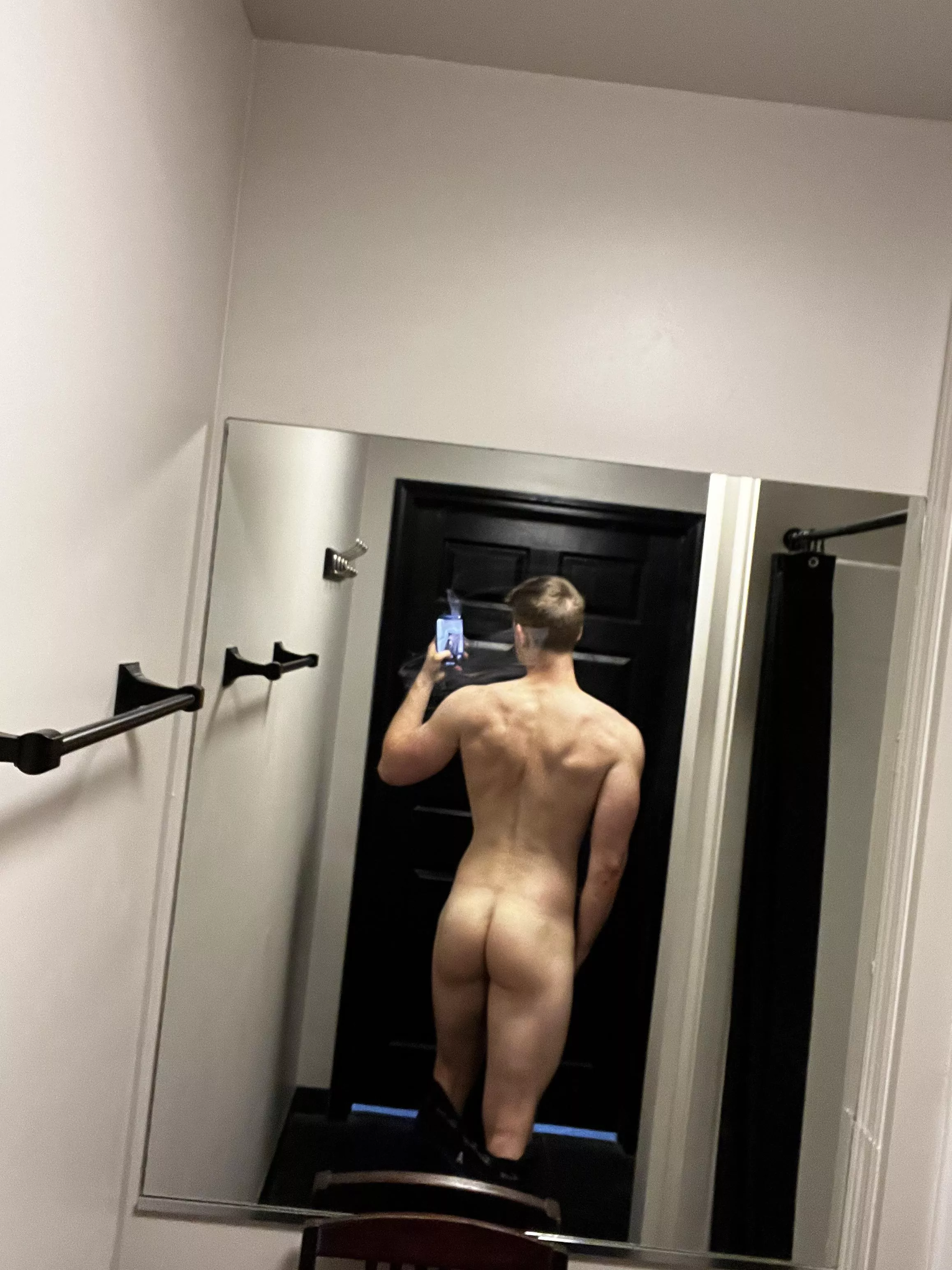 Leg day paying off? posted by Str8collegeboy