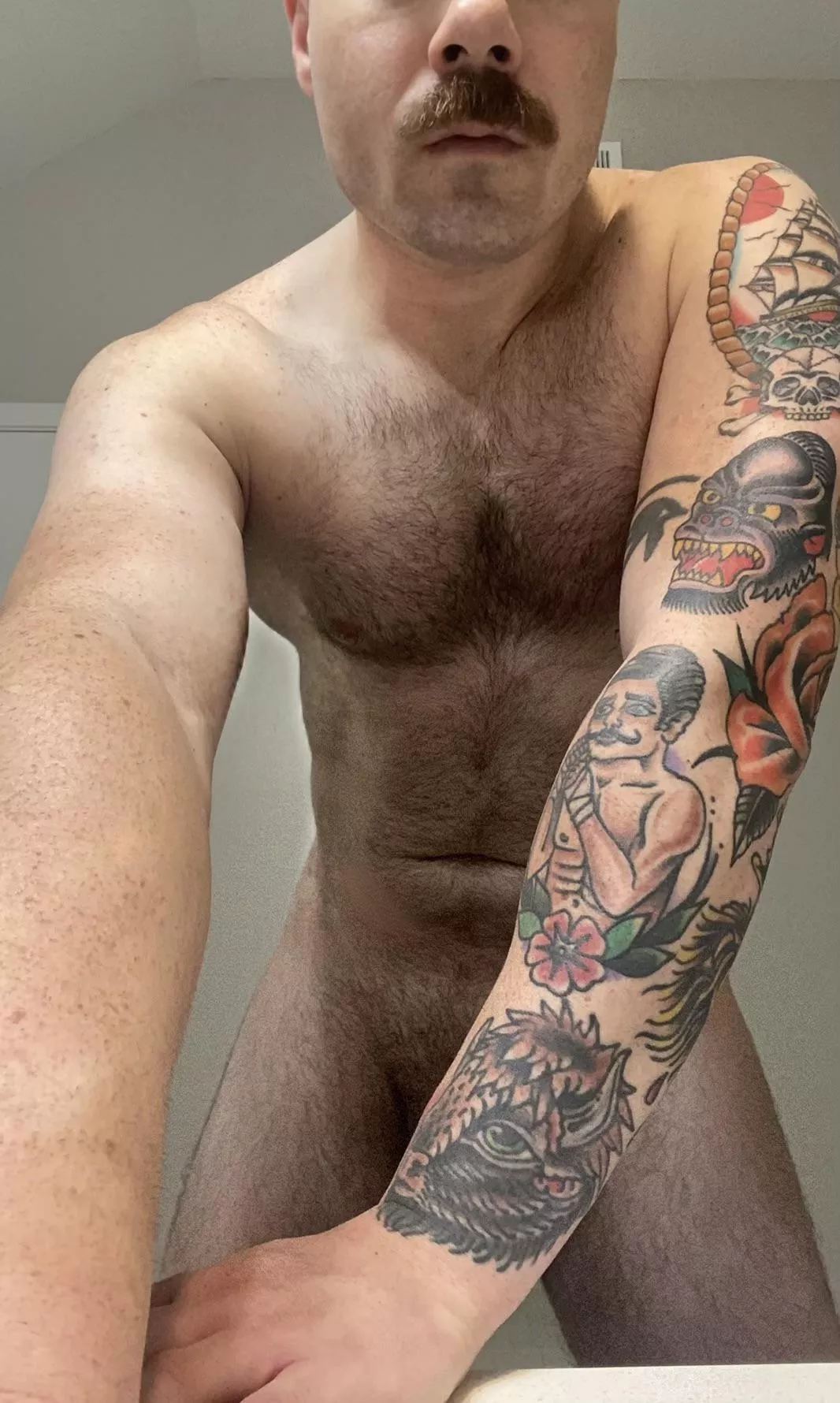 POV: I just bent you over the sink. What’s the first thing you expect to happen? [35] posted by Dirk_thedick