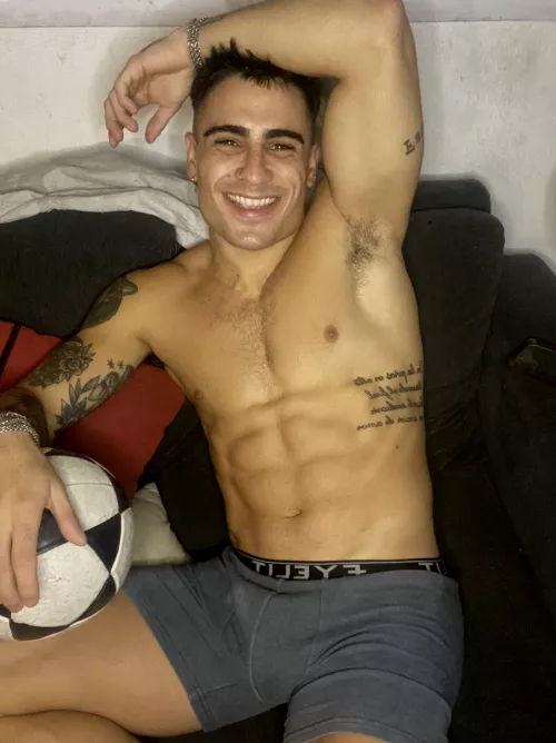 Shove your nose deep on my stinky and sweaty armpit 💦 by OliverKinggxoxo