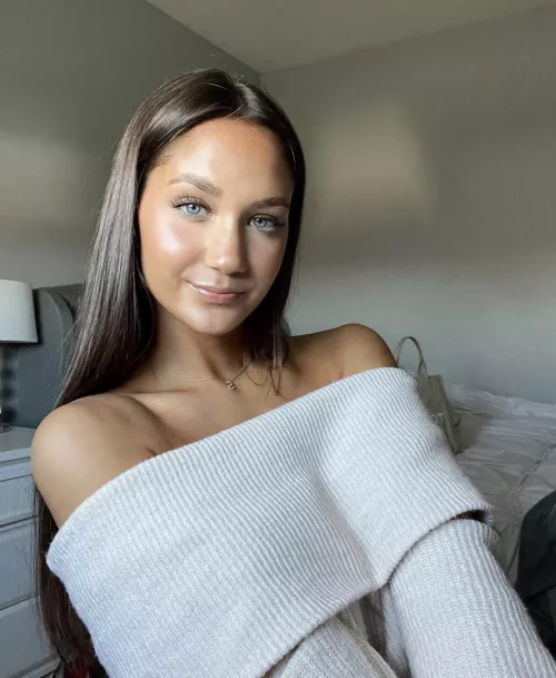 Stephanie Zustovich by Ok_Independent_7263