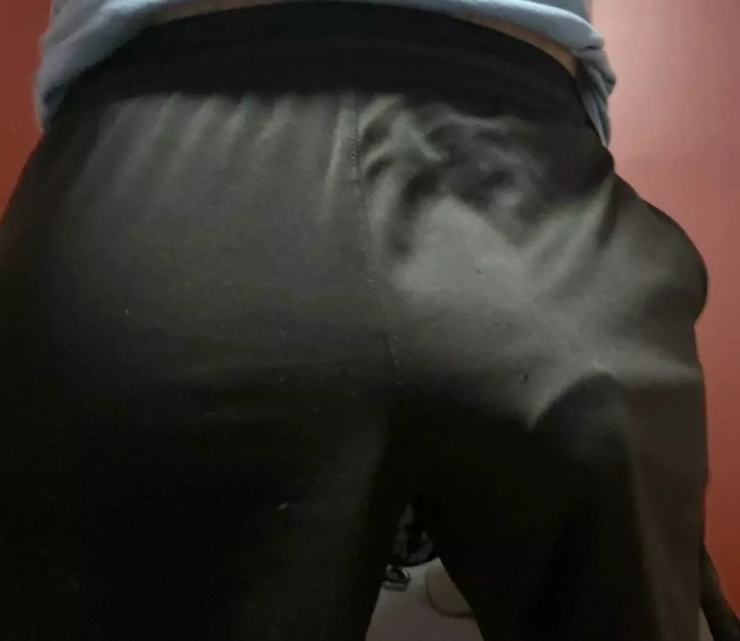 Hard to hide posted by bigcockthrowaway245