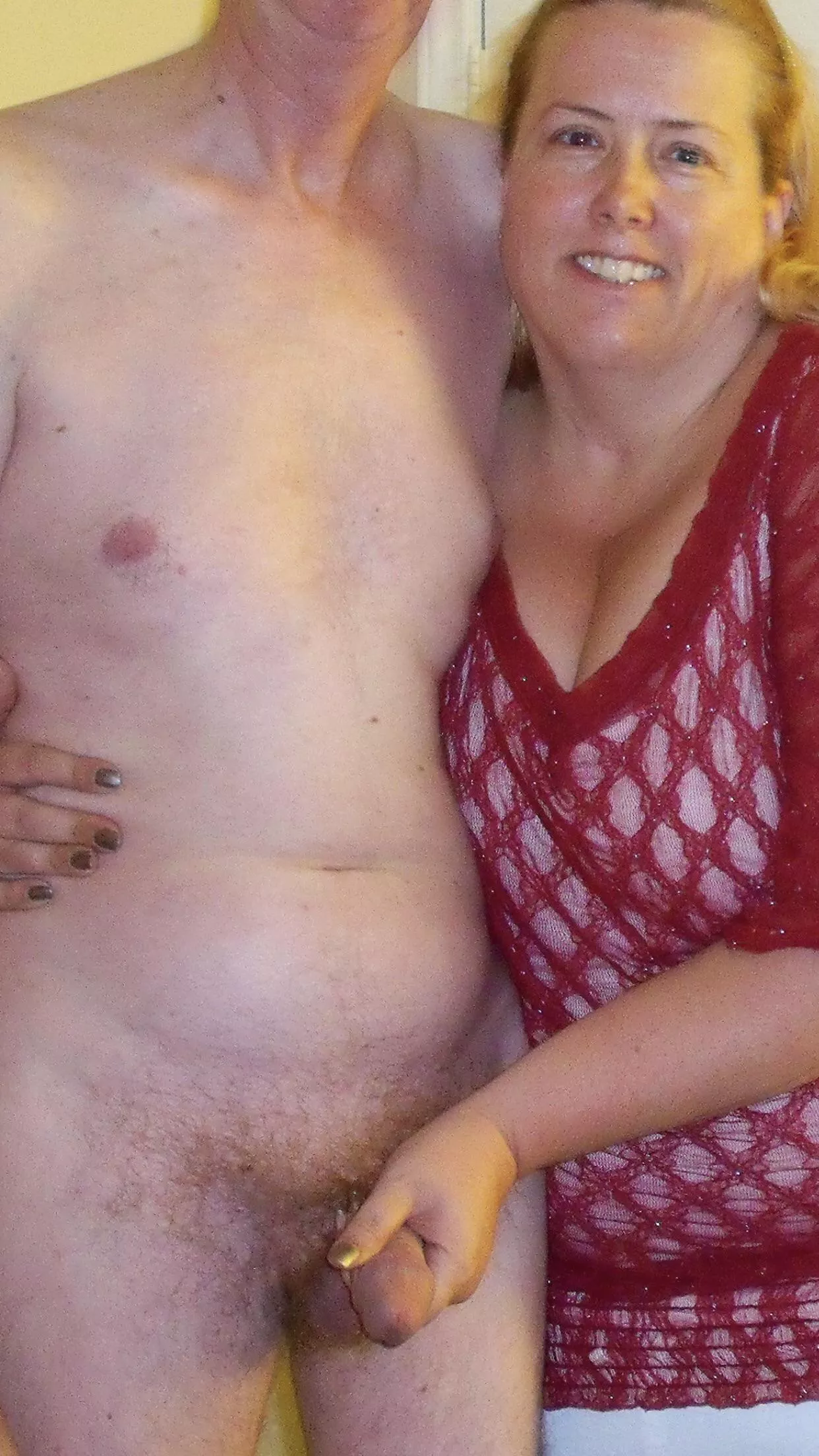 Having CFNM Fun! posted by Gtoboy2004