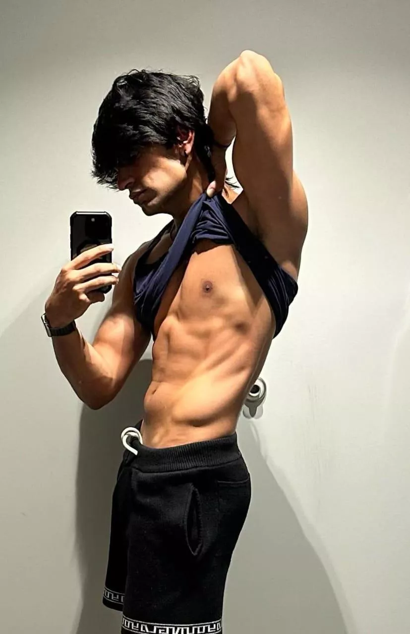 I'D RATHER RAIL U posted by Educational-Quit8284