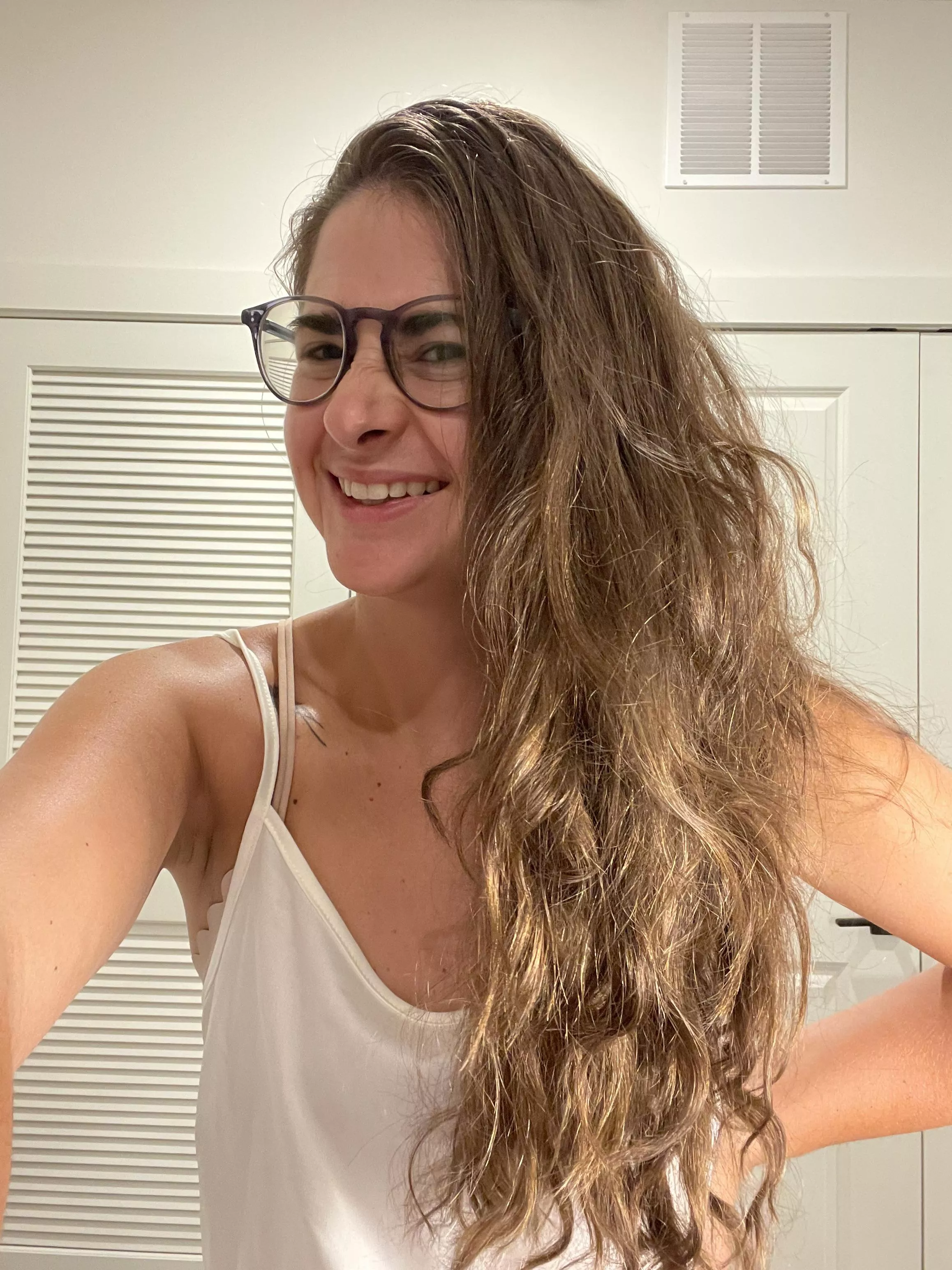 Love when my hair gets these beachy waves 🥰 posted by QueerRedLavender