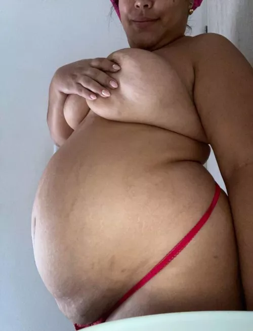 You think I'm beautiful comment  by Odd-Guitar-5305