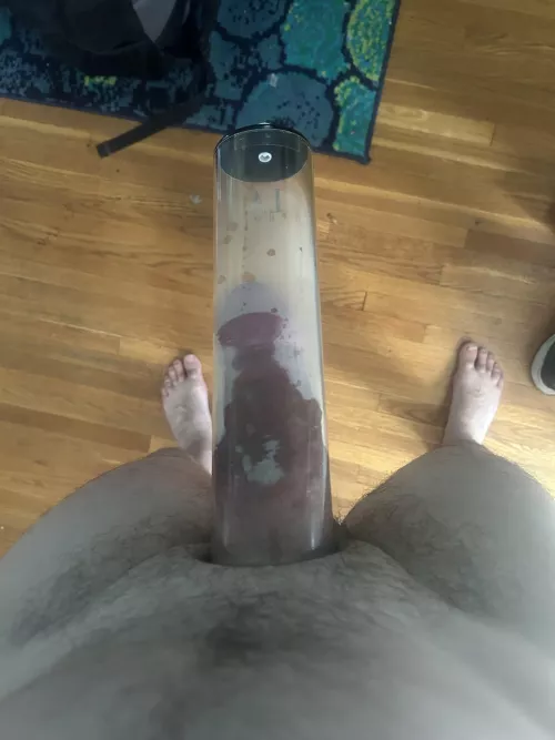 Chores and pumping, my favorite kinda multitasking by SnooHobbies9523