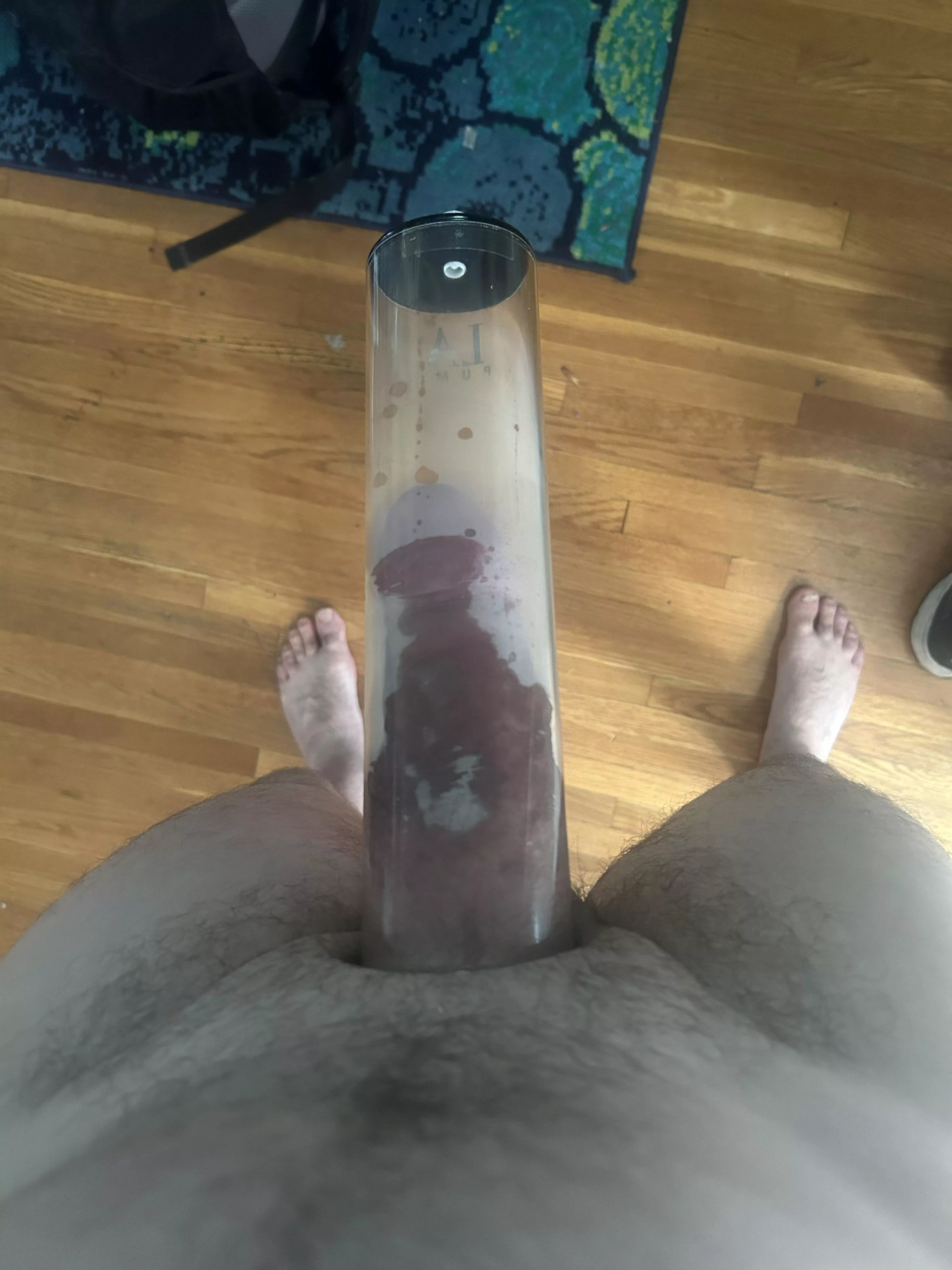 Chores and pumping, my favorite kinda multitasking posted by SnooHobbies9523