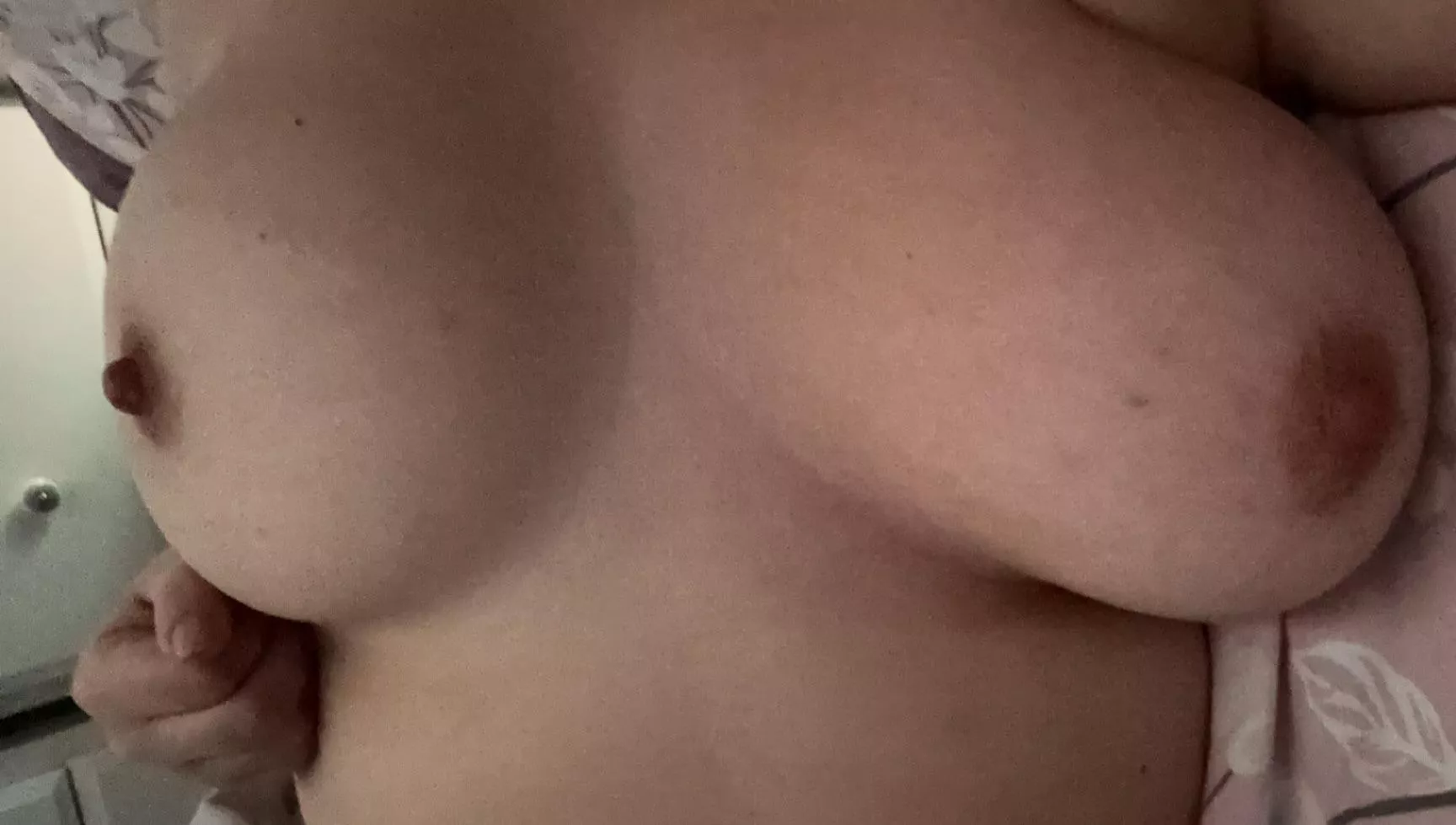 England won so got my boobs out  posted by peachyezza2