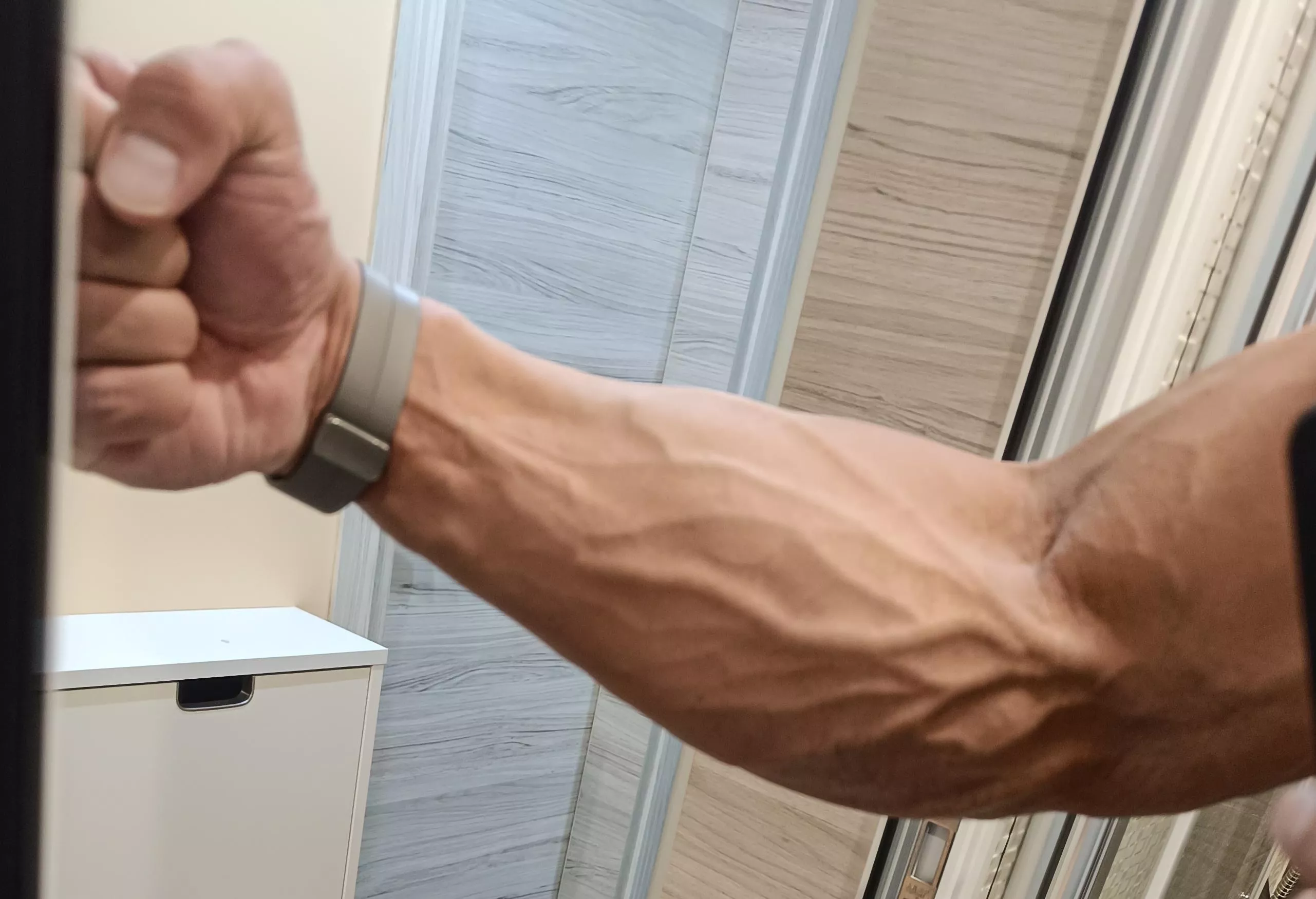 Good morning  posted by muscletrunks