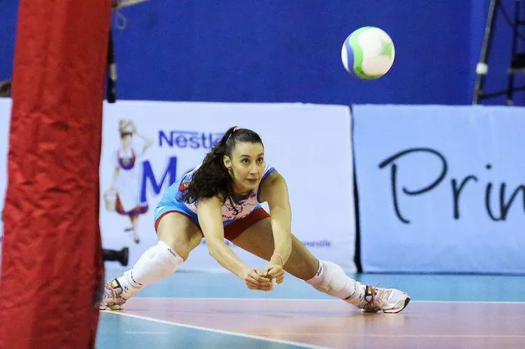 Sheilla Castro by YongWeddle