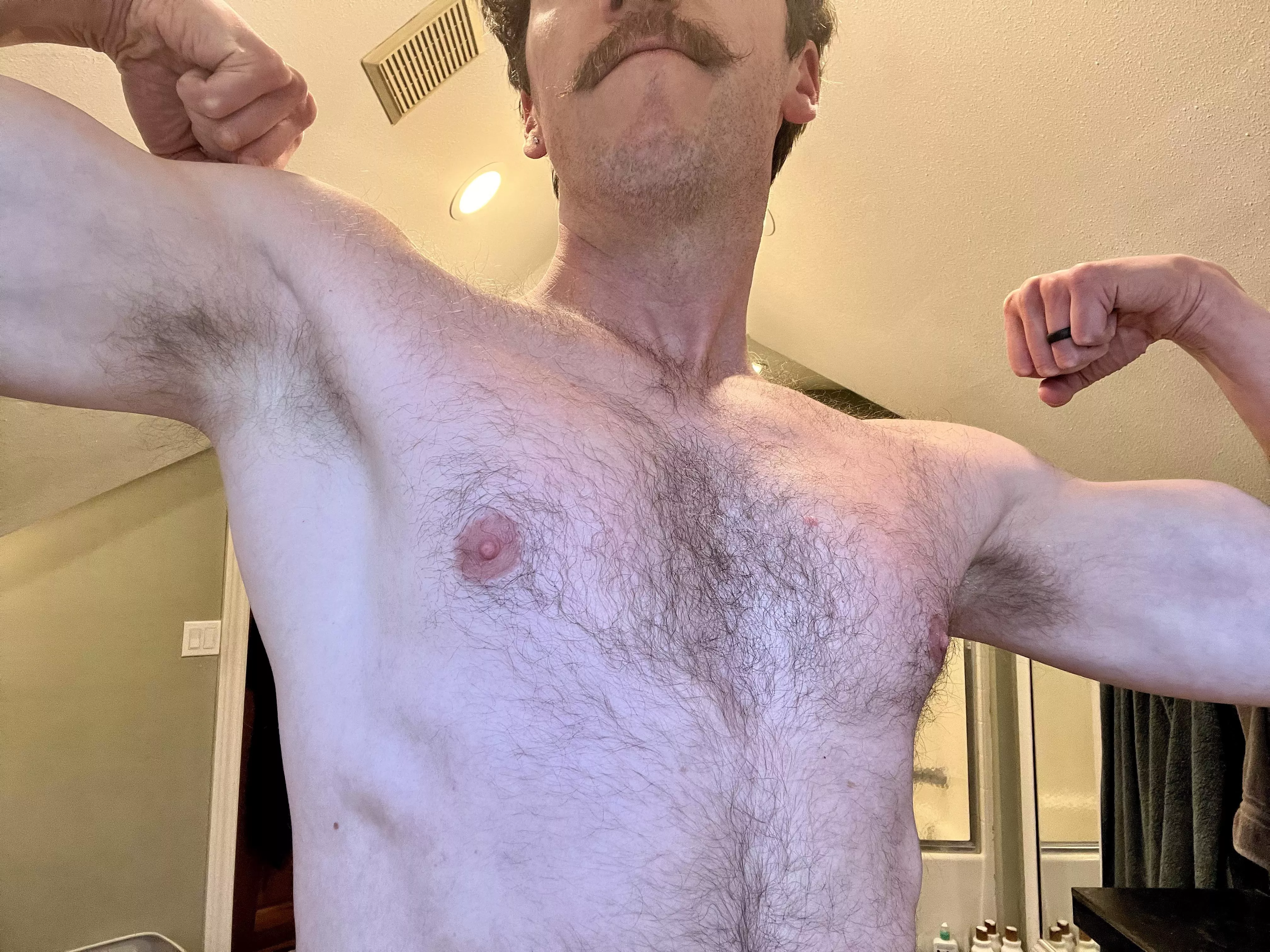 Sniff ‘em, bro 🐽🐽 posted by samuelsteward