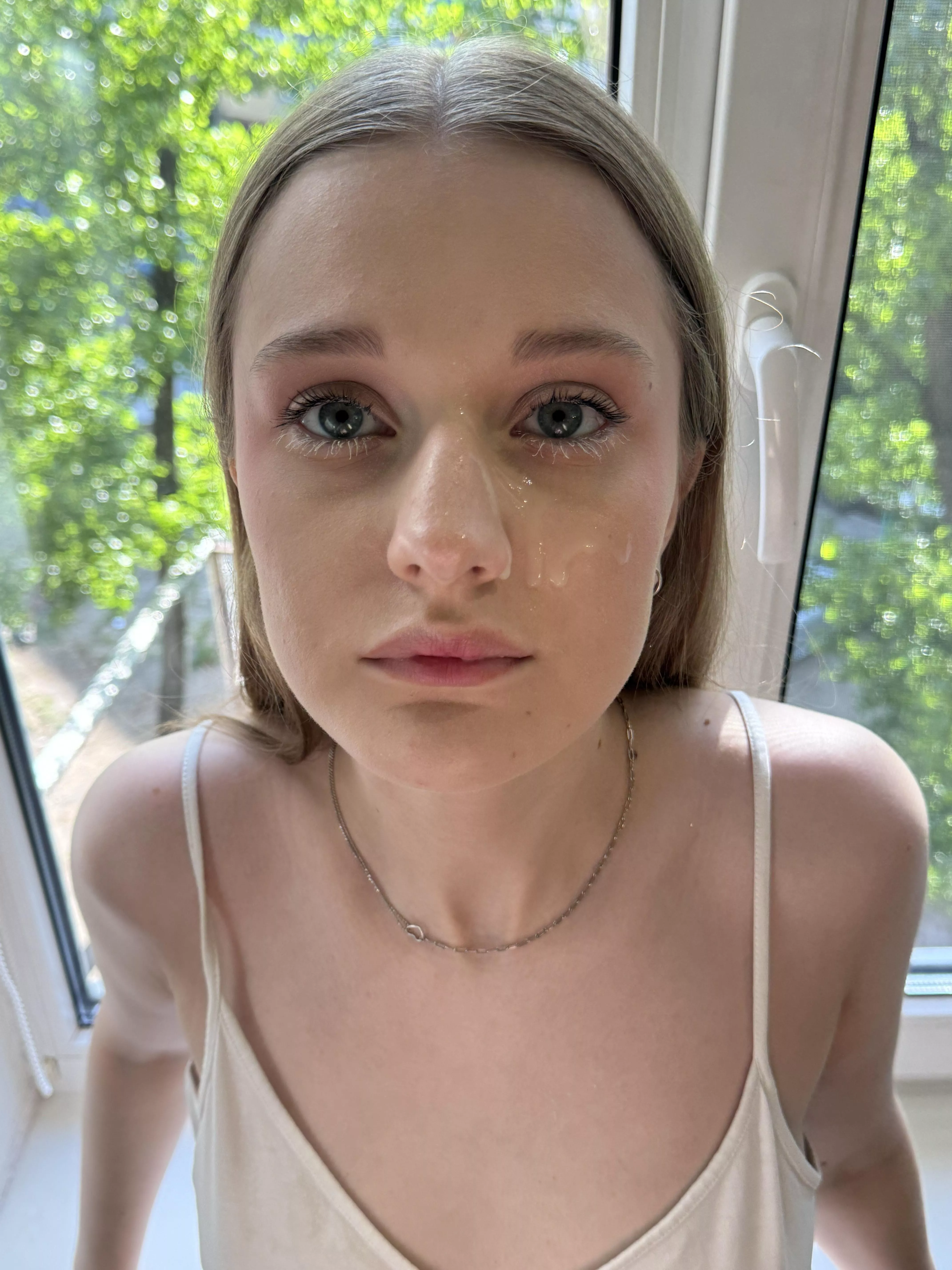 Do I have a nice face? posted by nicolefairy