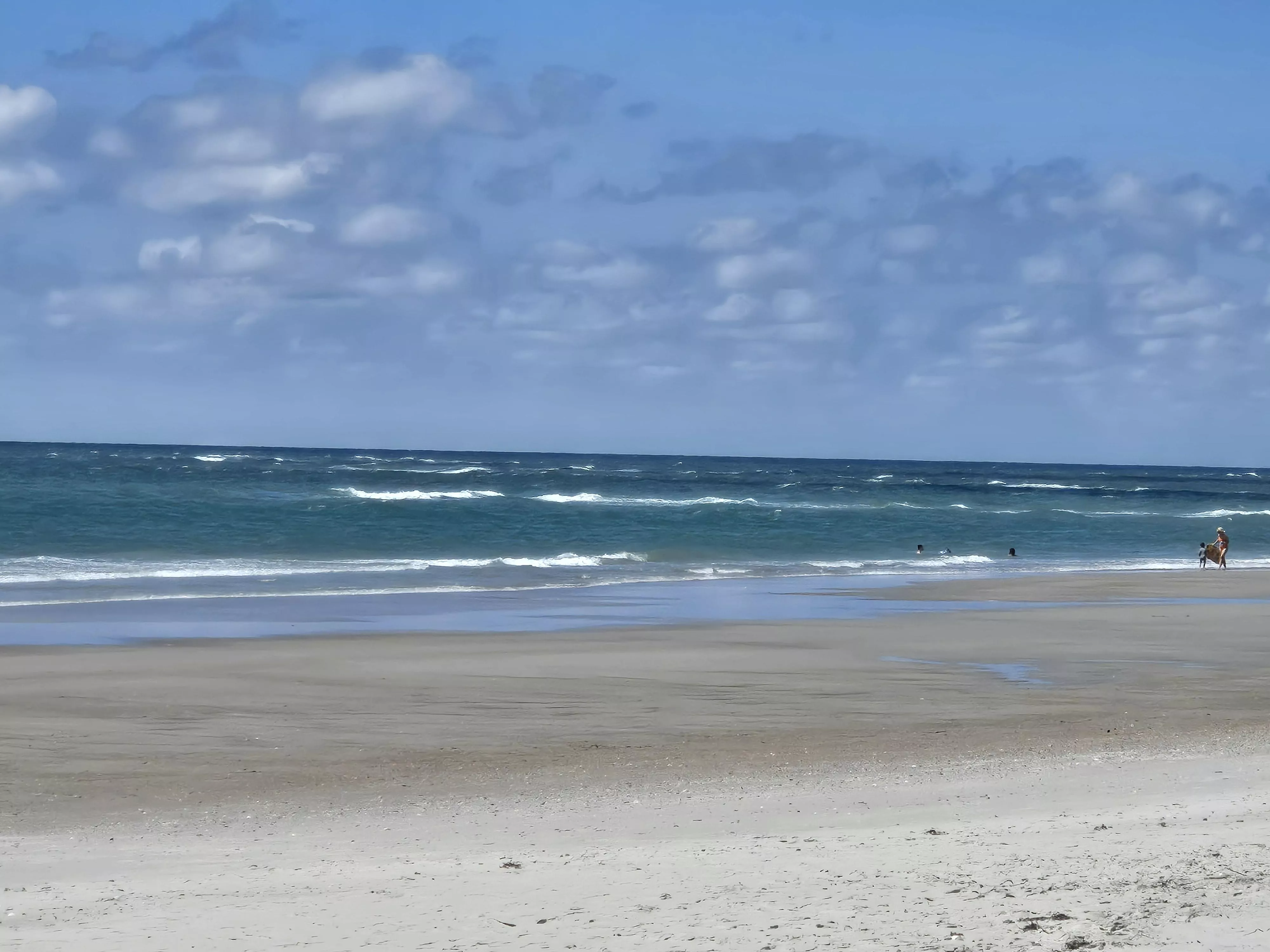 Emerald Isle, NC posted by idiotsluggage