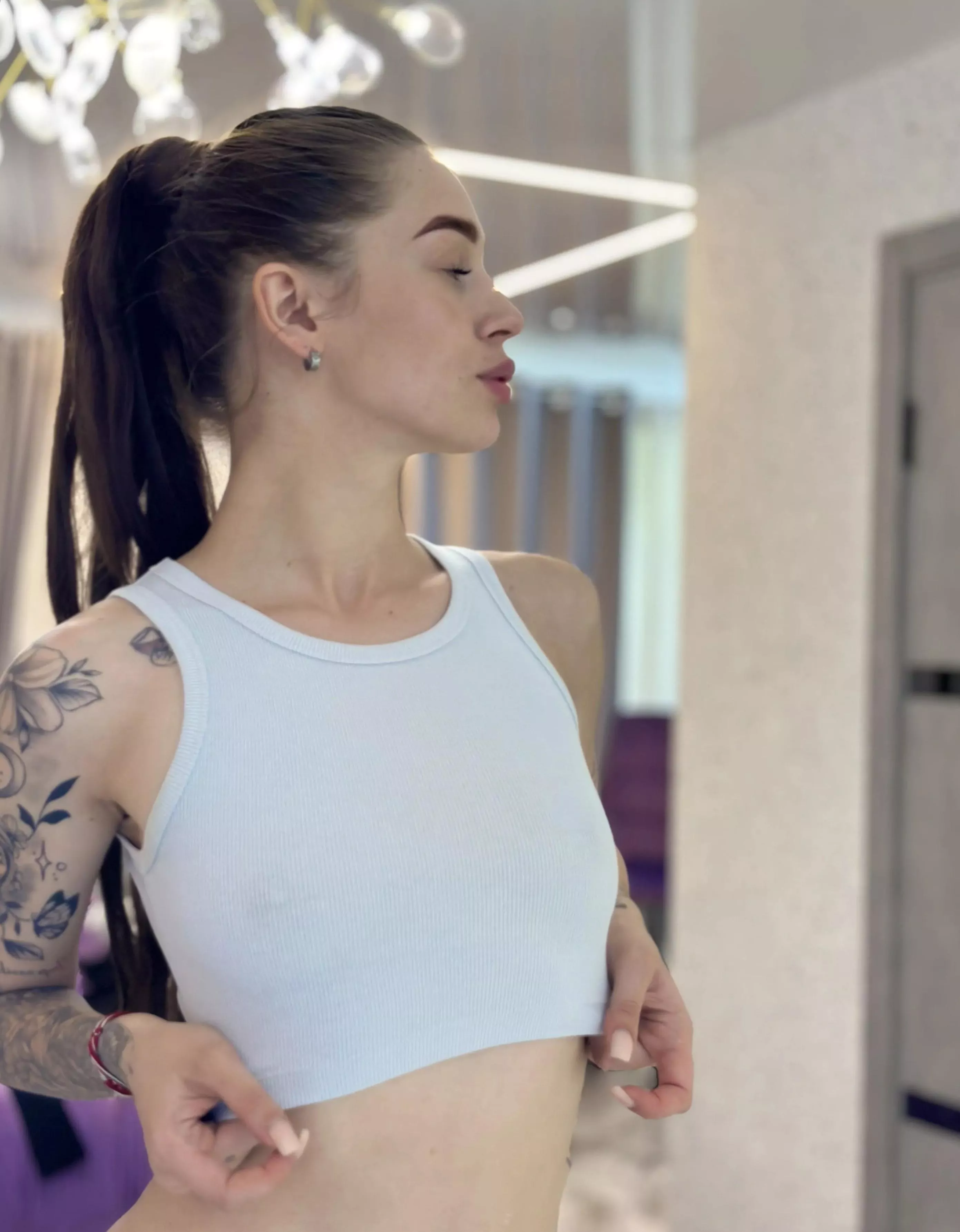 Hurd brunettes are your type posted by apple_only_