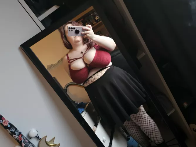 I love Mondays! by Hollow_Insanity