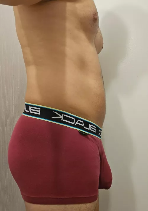 Pouched or not? by Happy-Psychology7435