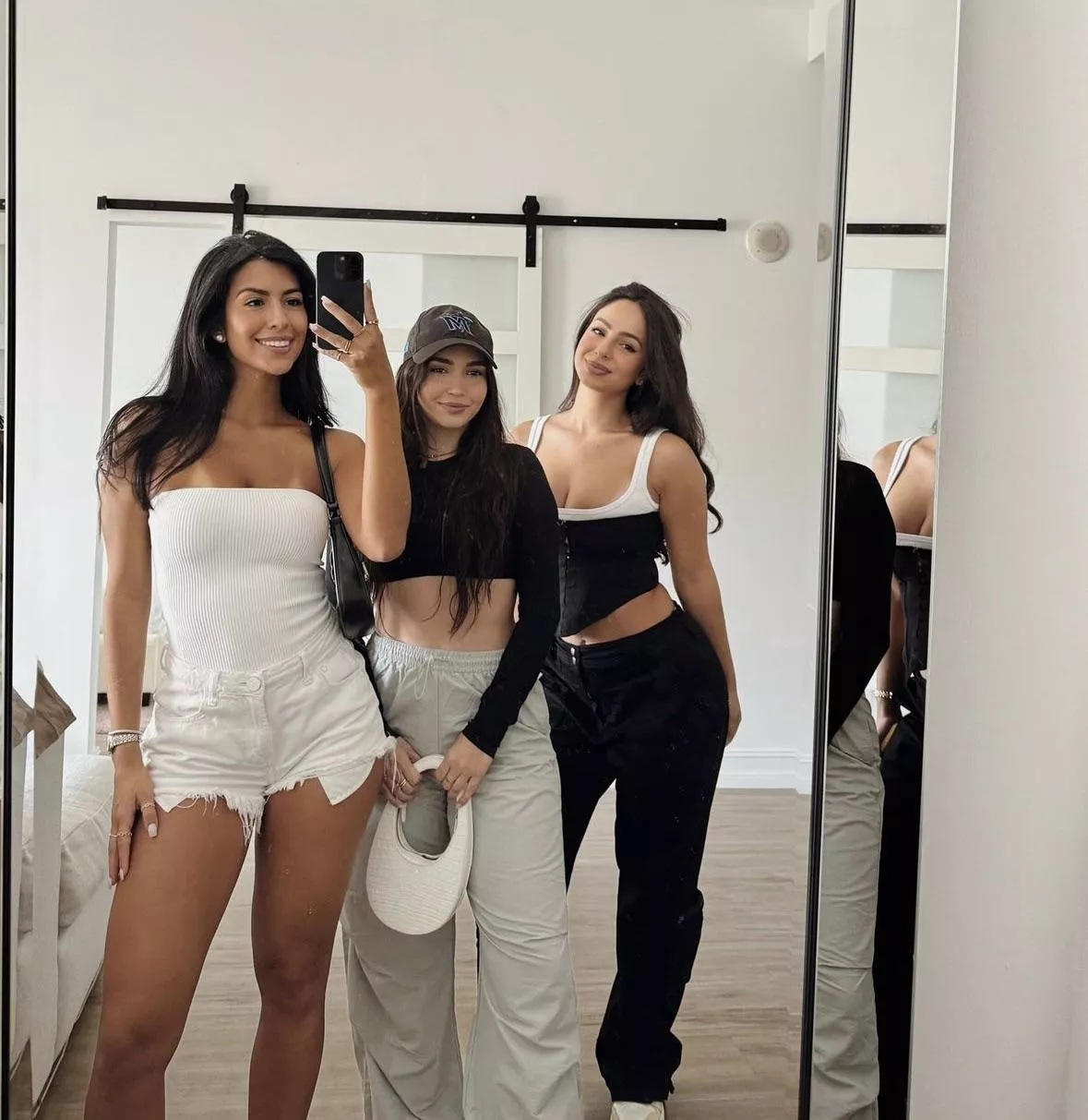 Pregame selfie posted by gio9110