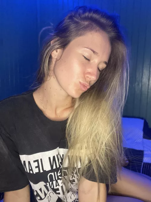 Ready to make you sigh
 by GuiltilyMobilize11