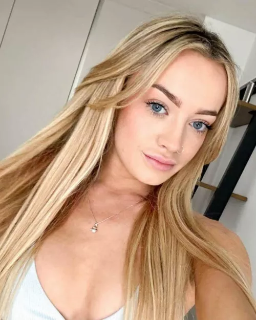 Thoughts? by Scarletteee1