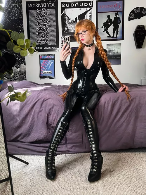 You have to be this shiny ✨ to ride by princess_vasilisa