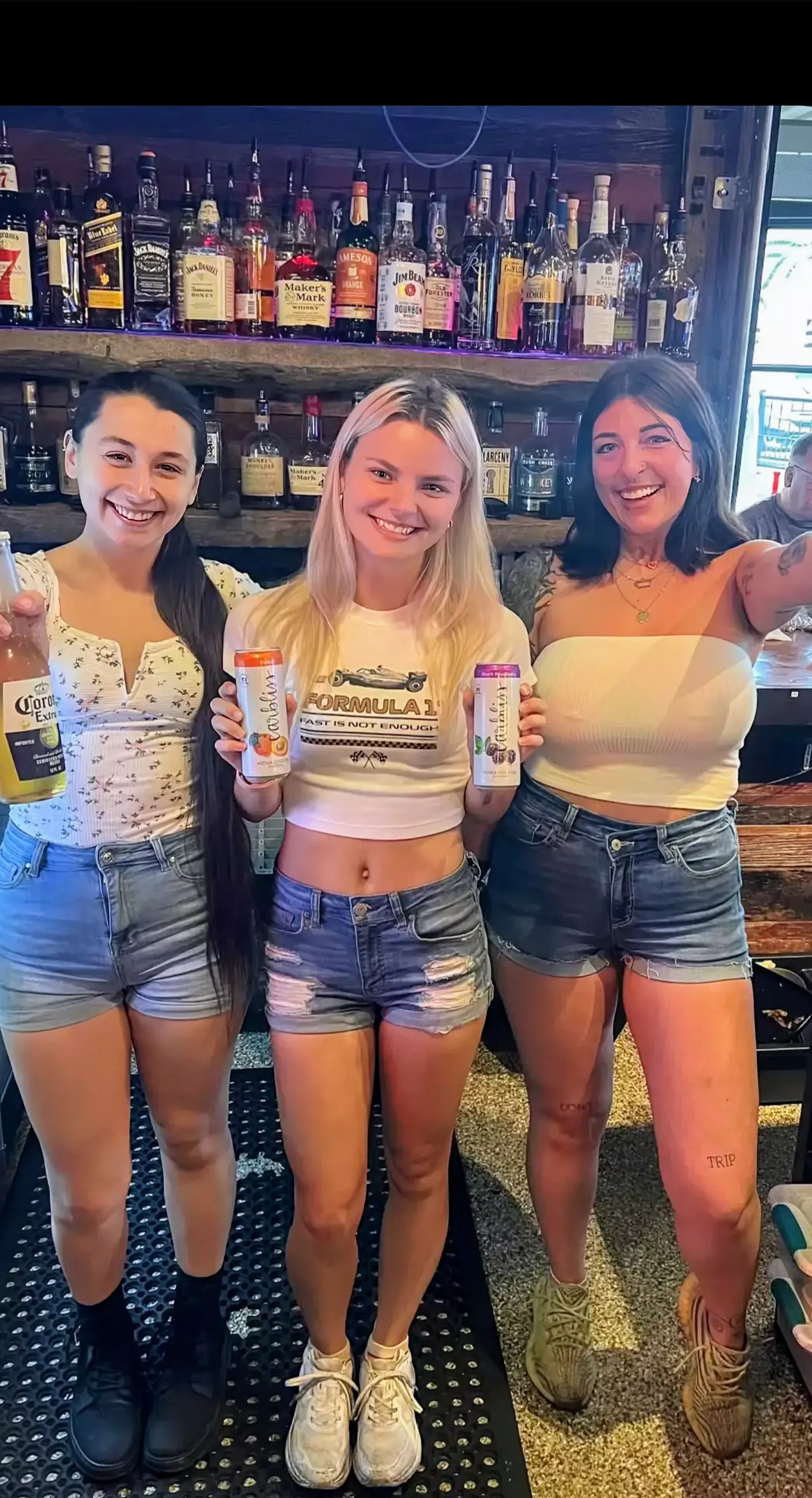 2 AM, Bars closing, who's going home with you [3] posted by Hopeful_Clock860