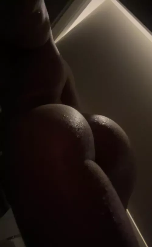 after leg day [25] by hungOliverr