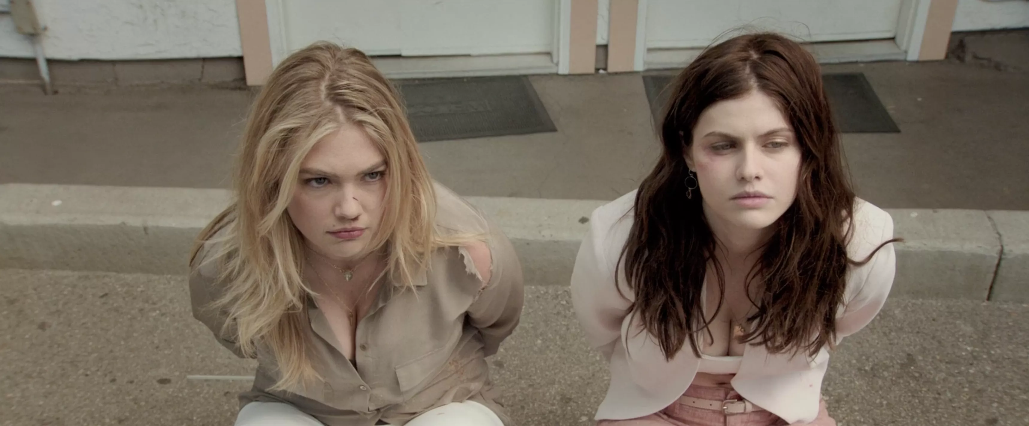 Alexandra Daddario and Kate Upton posted by hott_things