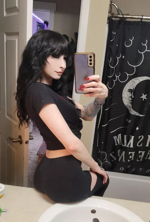 All black eveything by QuyPcker67