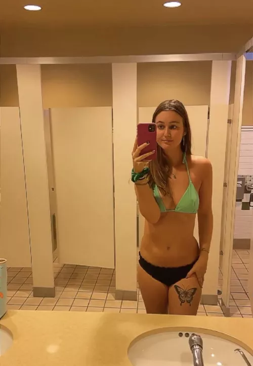 Are skinny girls your type? by Hot_Argument_2020