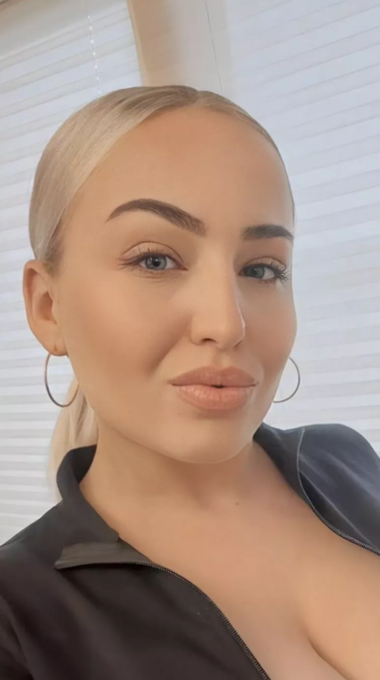 I've been told that guys aren't into pale girls anymore posted by Cute_Fluffyx