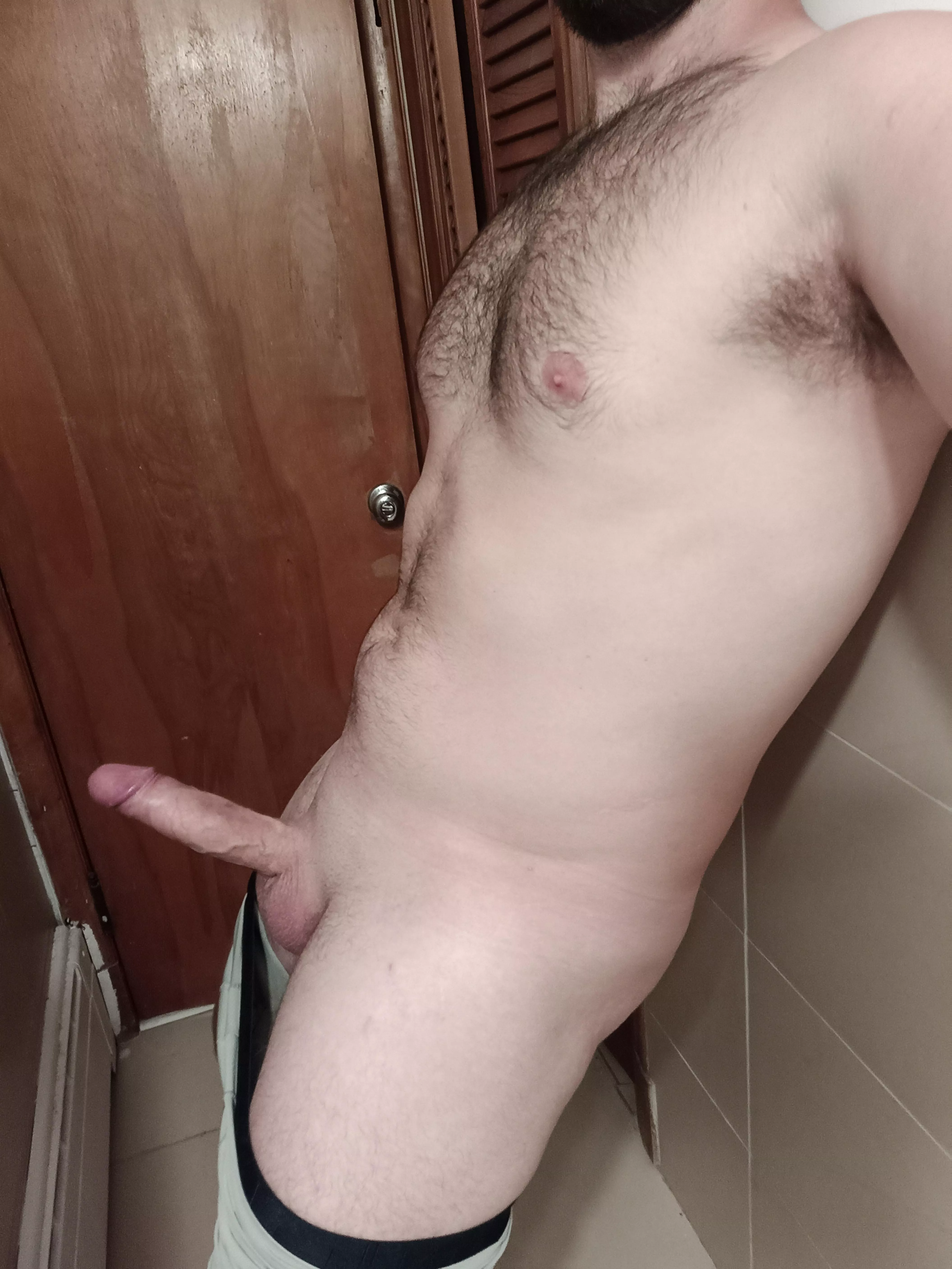 Morning wood got me like 🪵 posted by max9631