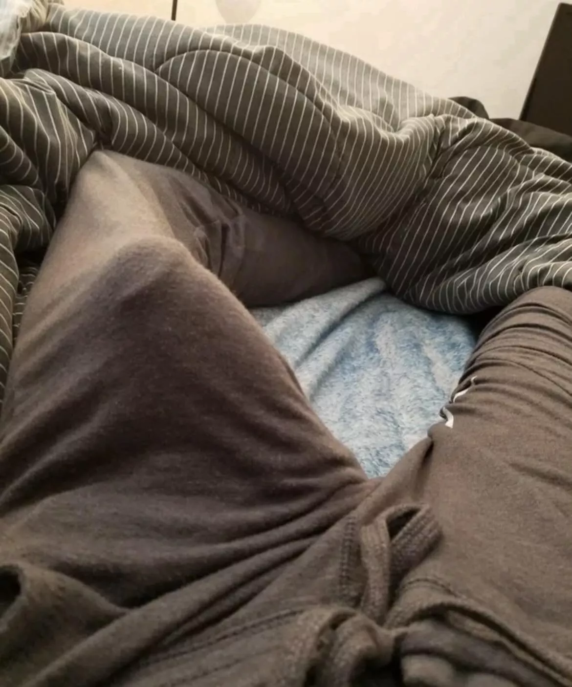 My big fat cock head says heyyy ;) posted by TheeGuyDerek