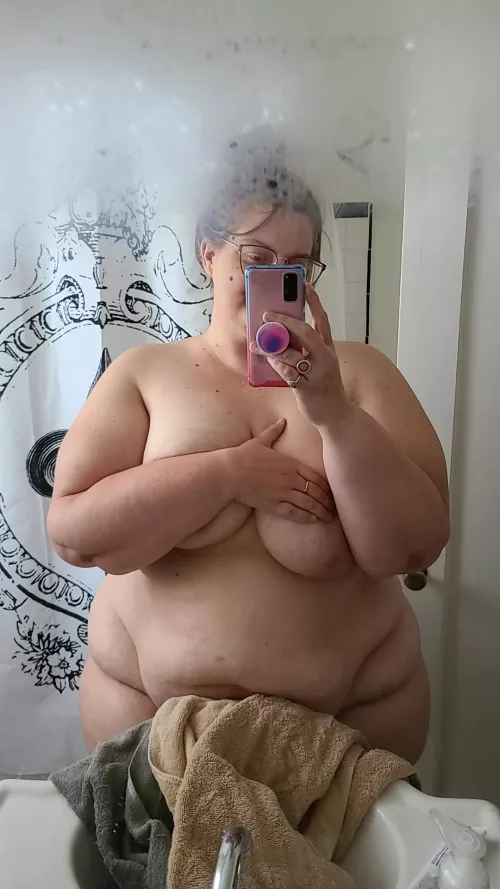 Shower time 💦💦 by CremedelaWhipped