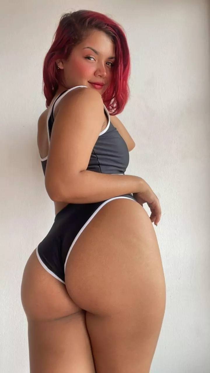 Spread it open and dive deep posted by Exotic-Lady-