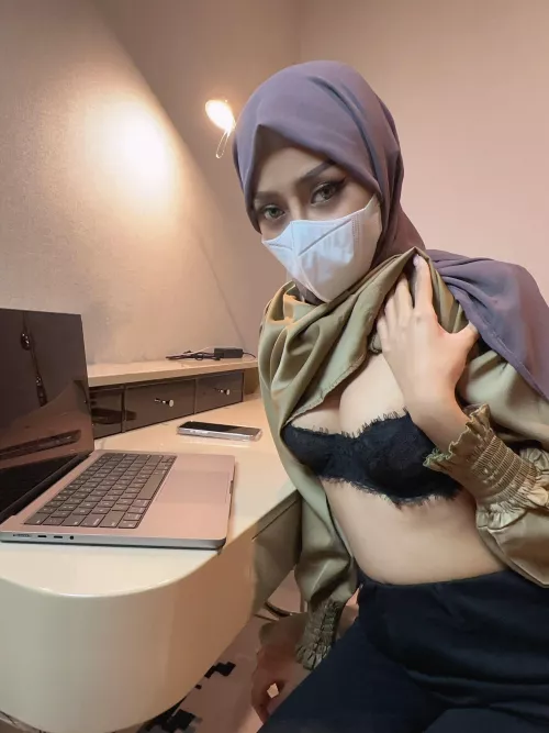 What do you call a hijabi girl that takes breaks for things like this? by corrossismz