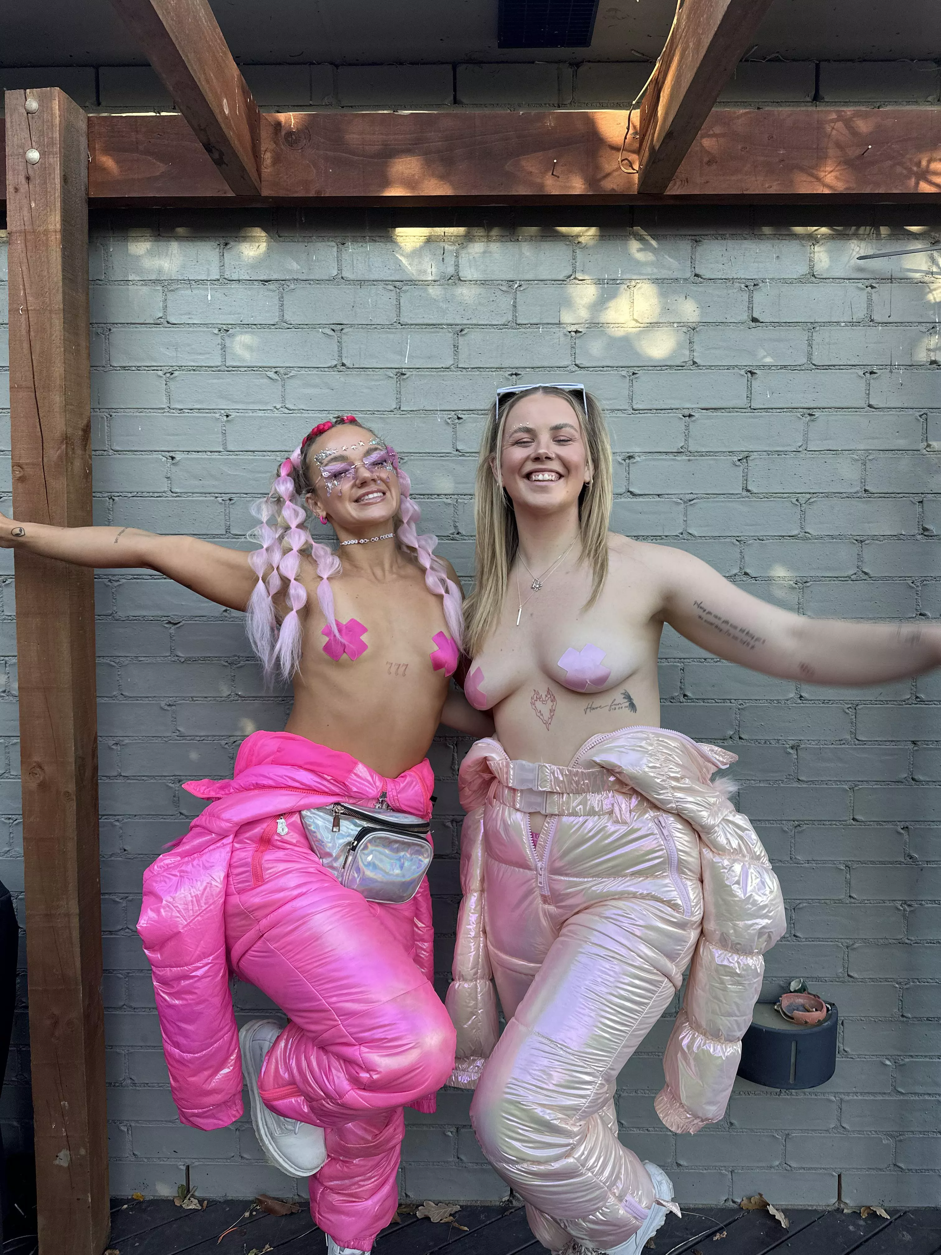 when it’s cold but u still wanna be slutty posted by keeksuncensoreddd