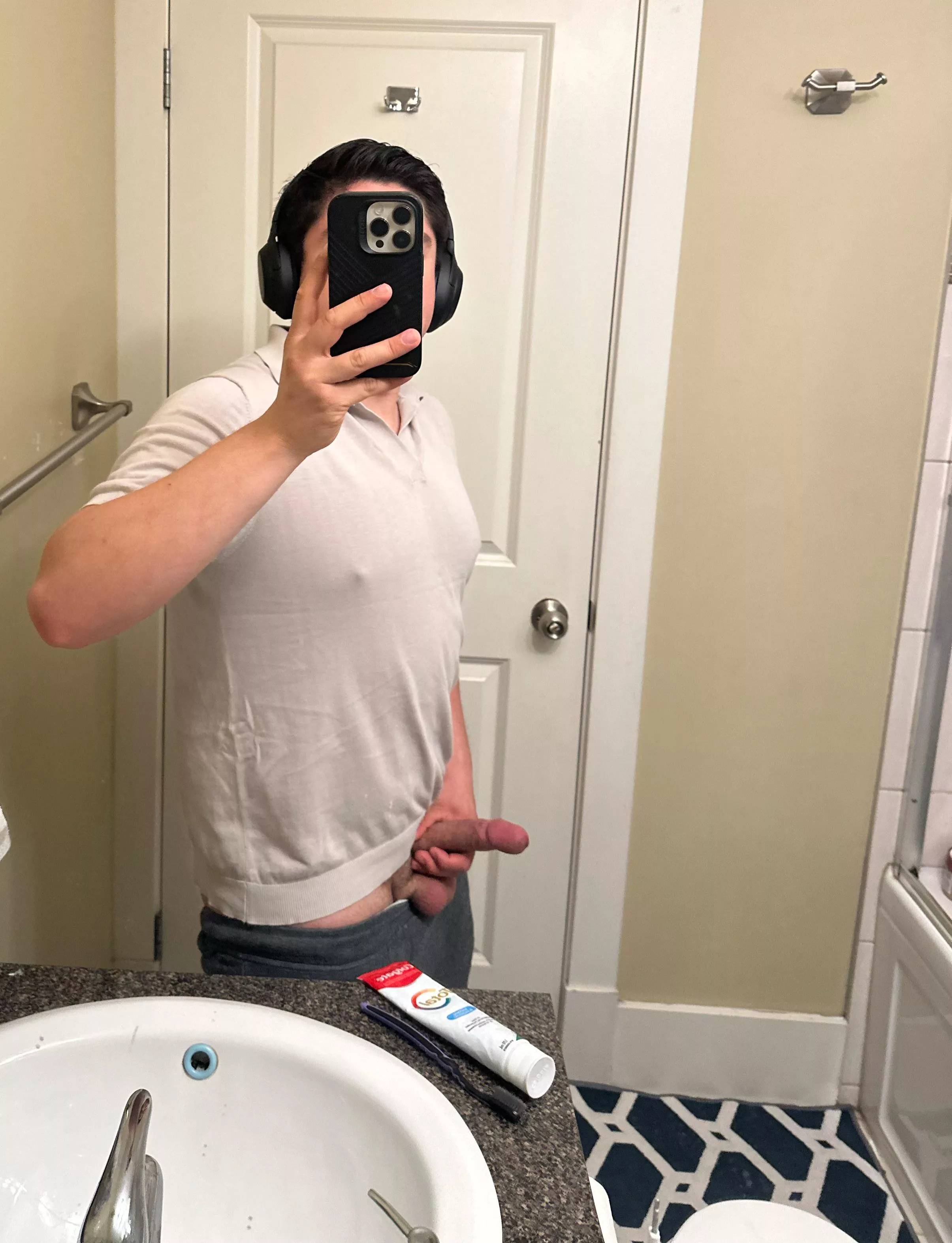 Always horny posted by ivanririri