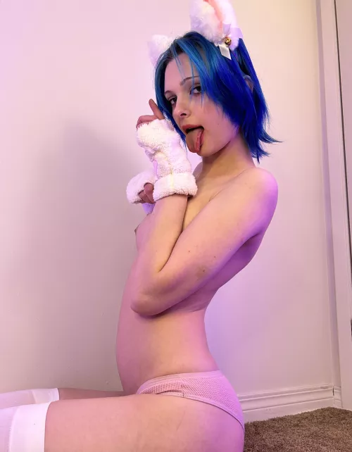 Do you think I was a cat in a past life, too by _Sonichka