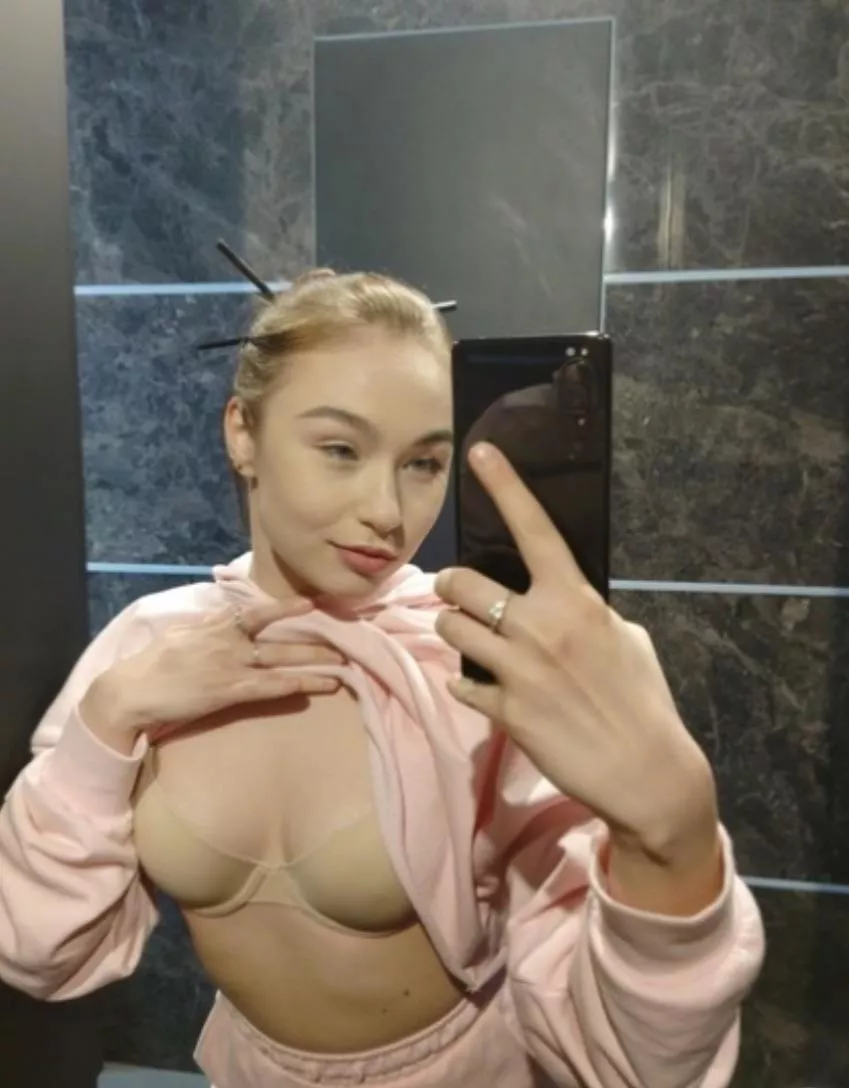 Feeling horny so trying my first post posted by Aggravating_Foot7365