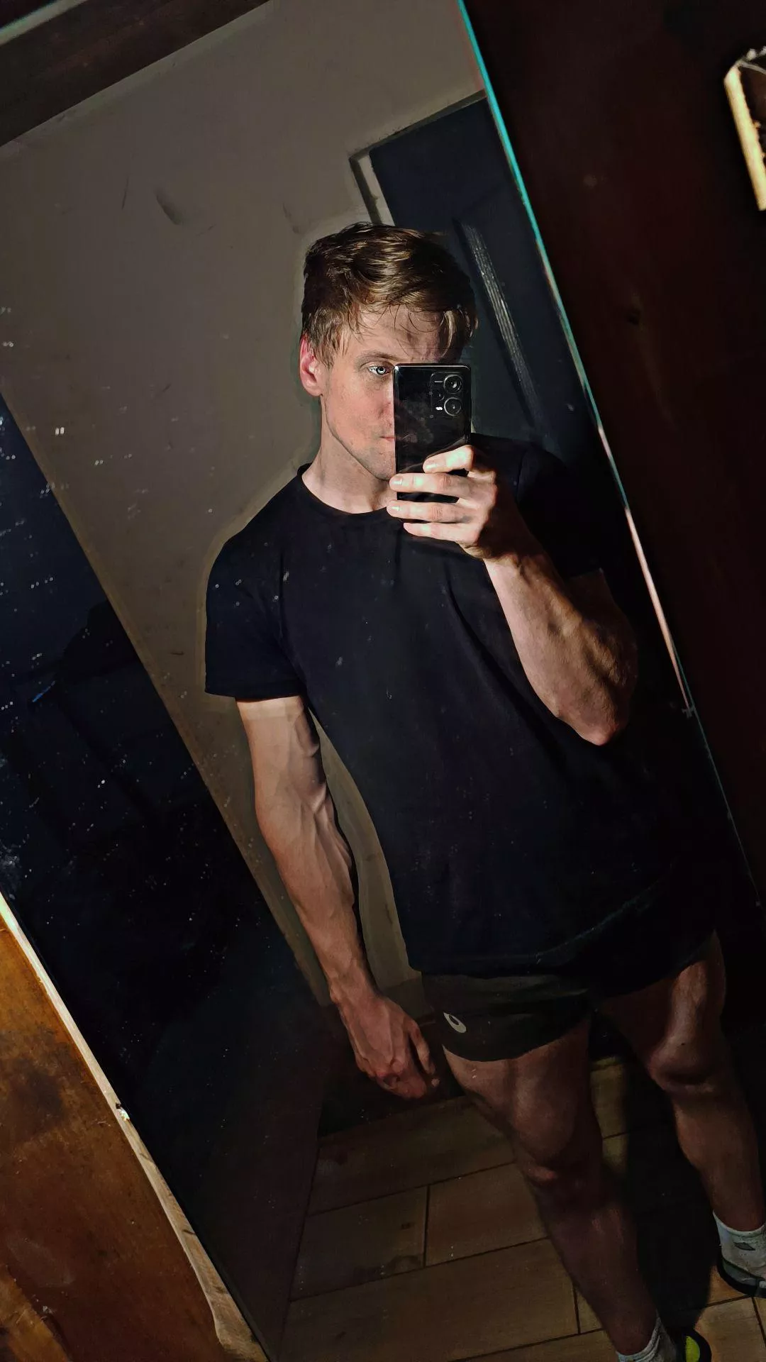 just a 25 yr old lumberjack... posted by randolv