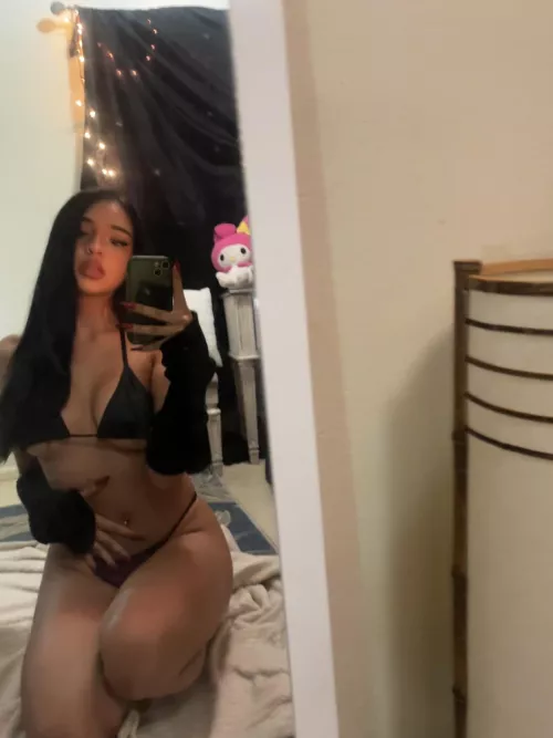 Say Hi if ur inbox is open for pics by shawtywantarockst3r