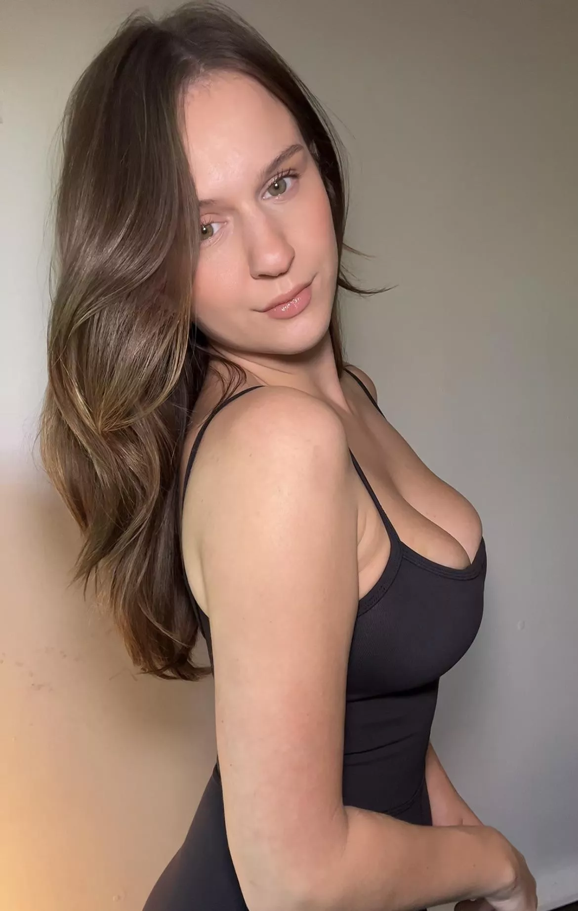 Spilling out  posted by ripe_cherries