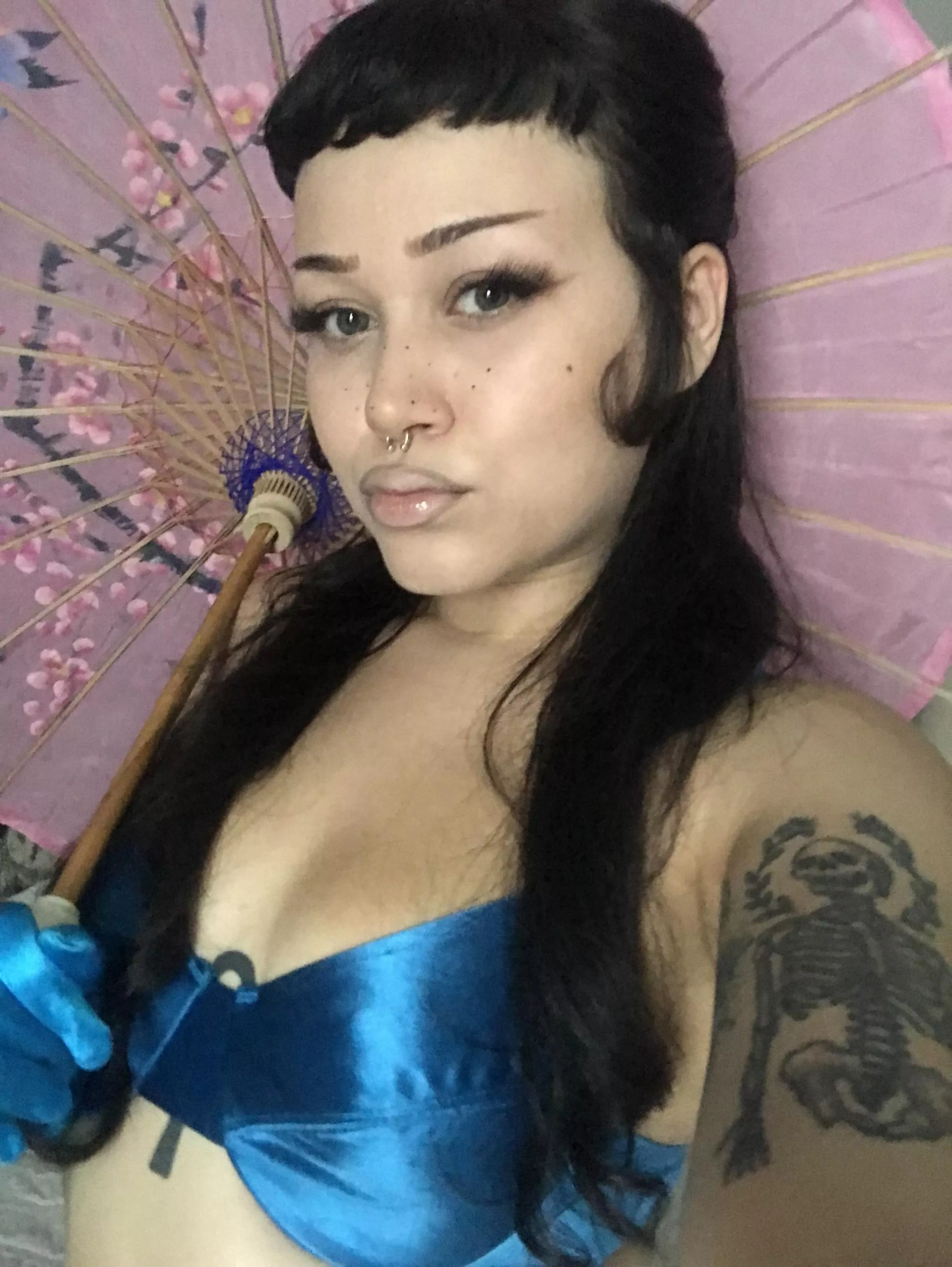 Well hello there 🎀 posted by Fetish-foot-job