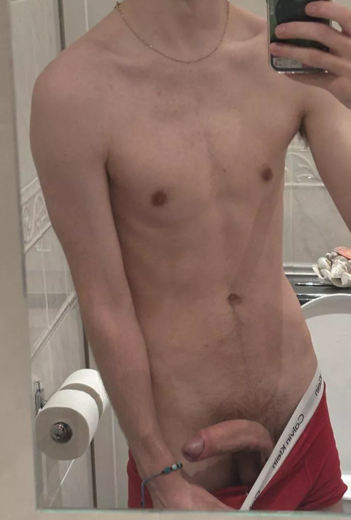 20 someone come suck me im too hard  posted by Logical_History_1537