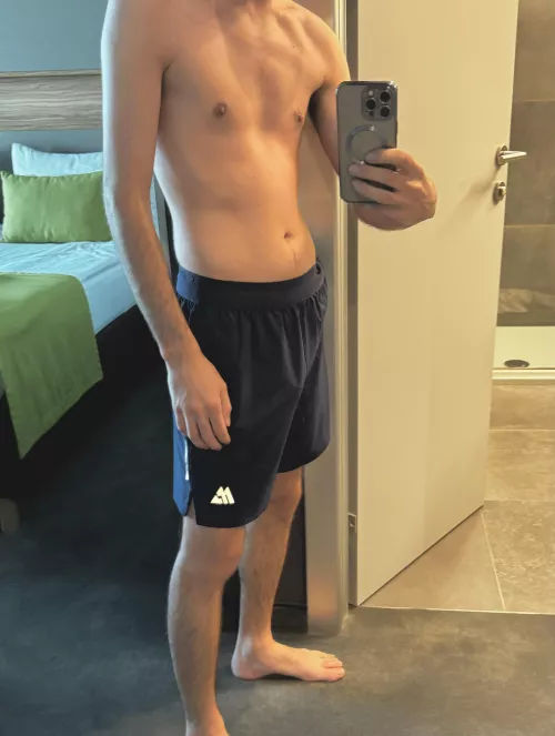 Am I too skinny for my age 19? Hate being nude / top off around anyone by Boredboykk