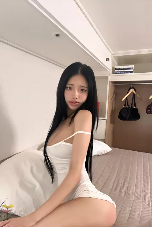 Can I convince you to breed my Asian pussy? by LovelyLilan